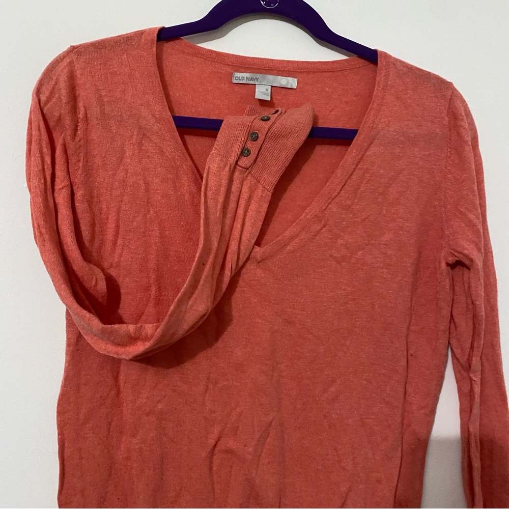 Salmon/Peach Old Navy Sweater Size M